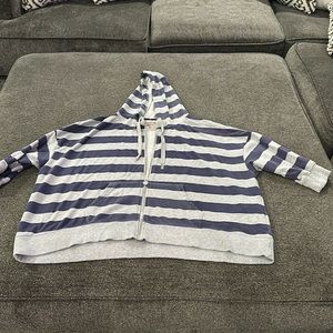 Seven sweatshirt size XL